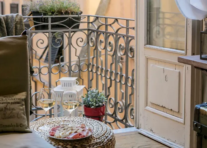 Stence Apartamento Lucca